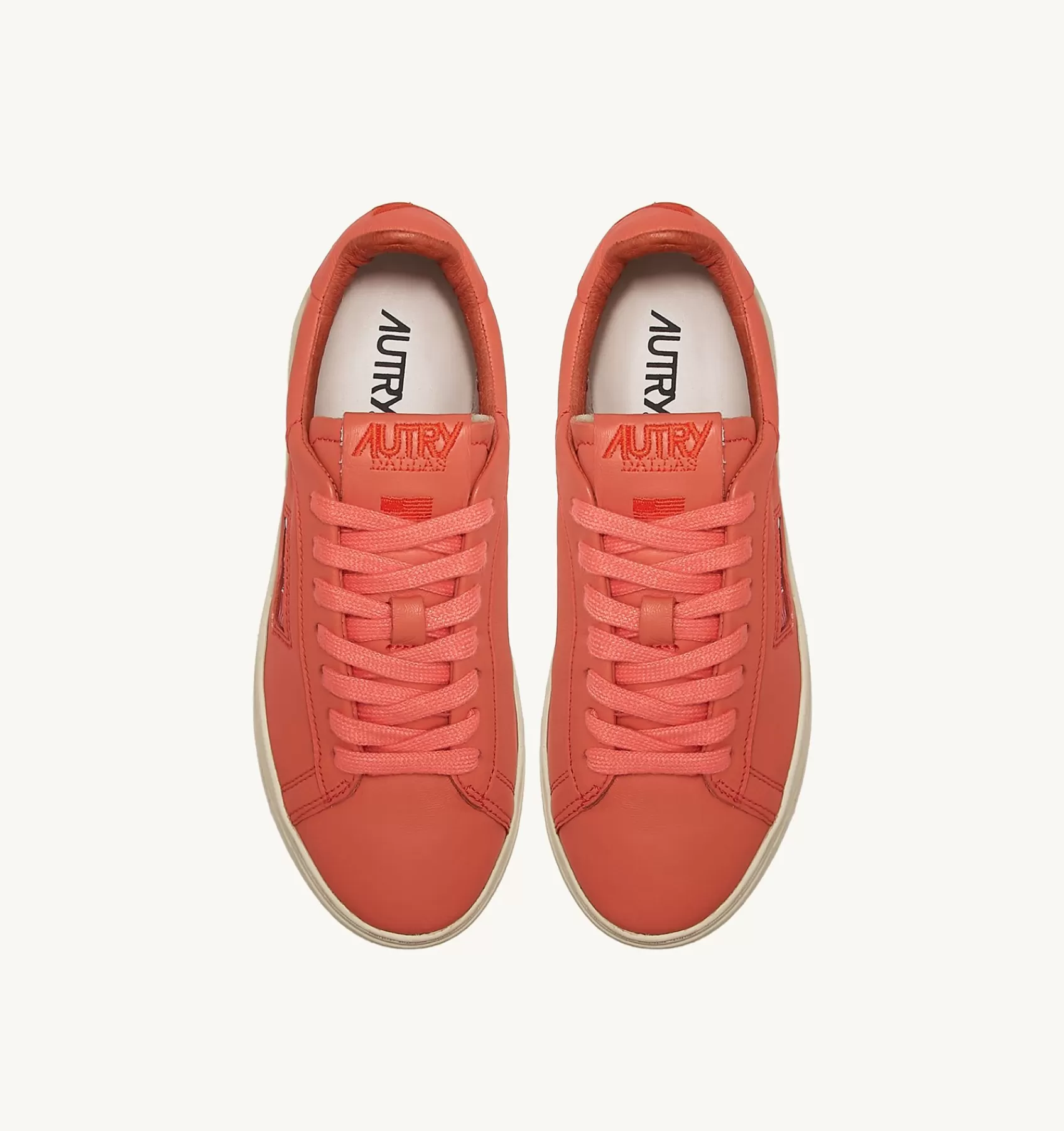 Frauen AUTRY Sneakers Dallas Low Aus Weichem Ziegenleder In Tangerine-Farbe