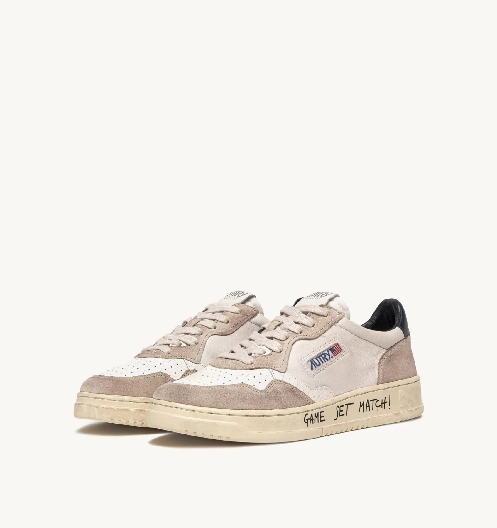 Männer AUTRY Sneakers Medalist Low Aus Leder In Weiss Und Blau Und Wildleder In Beige
