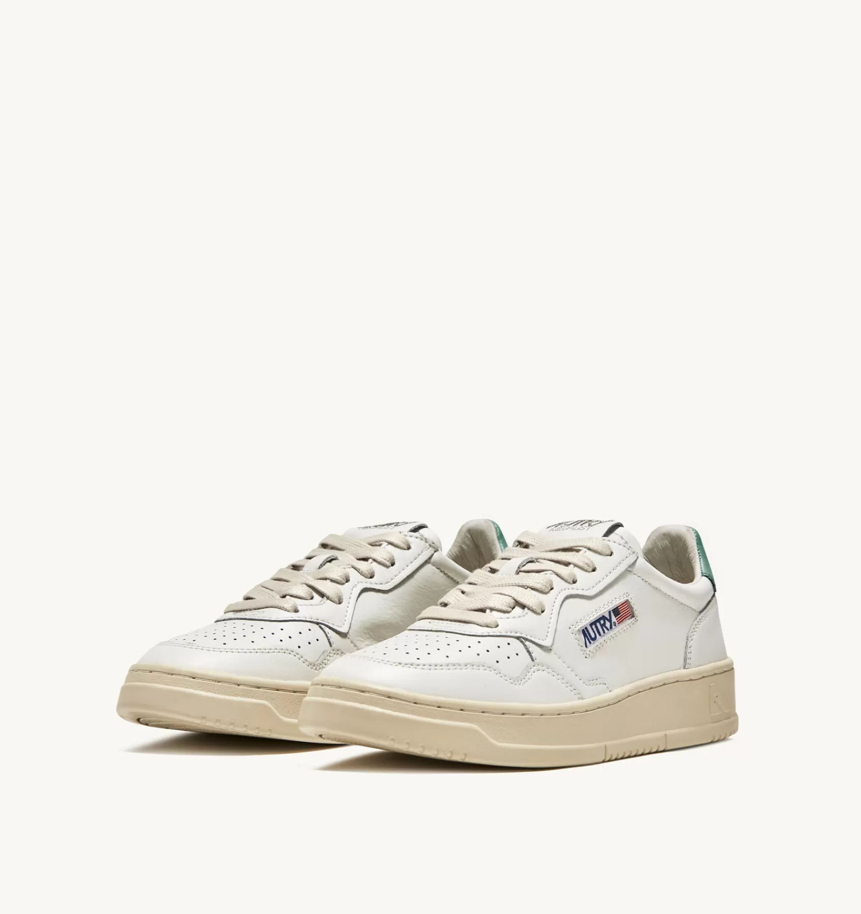 Frauen AUTRY Sneakers Medalist Low Aus Leder In Weiss Und Malachi