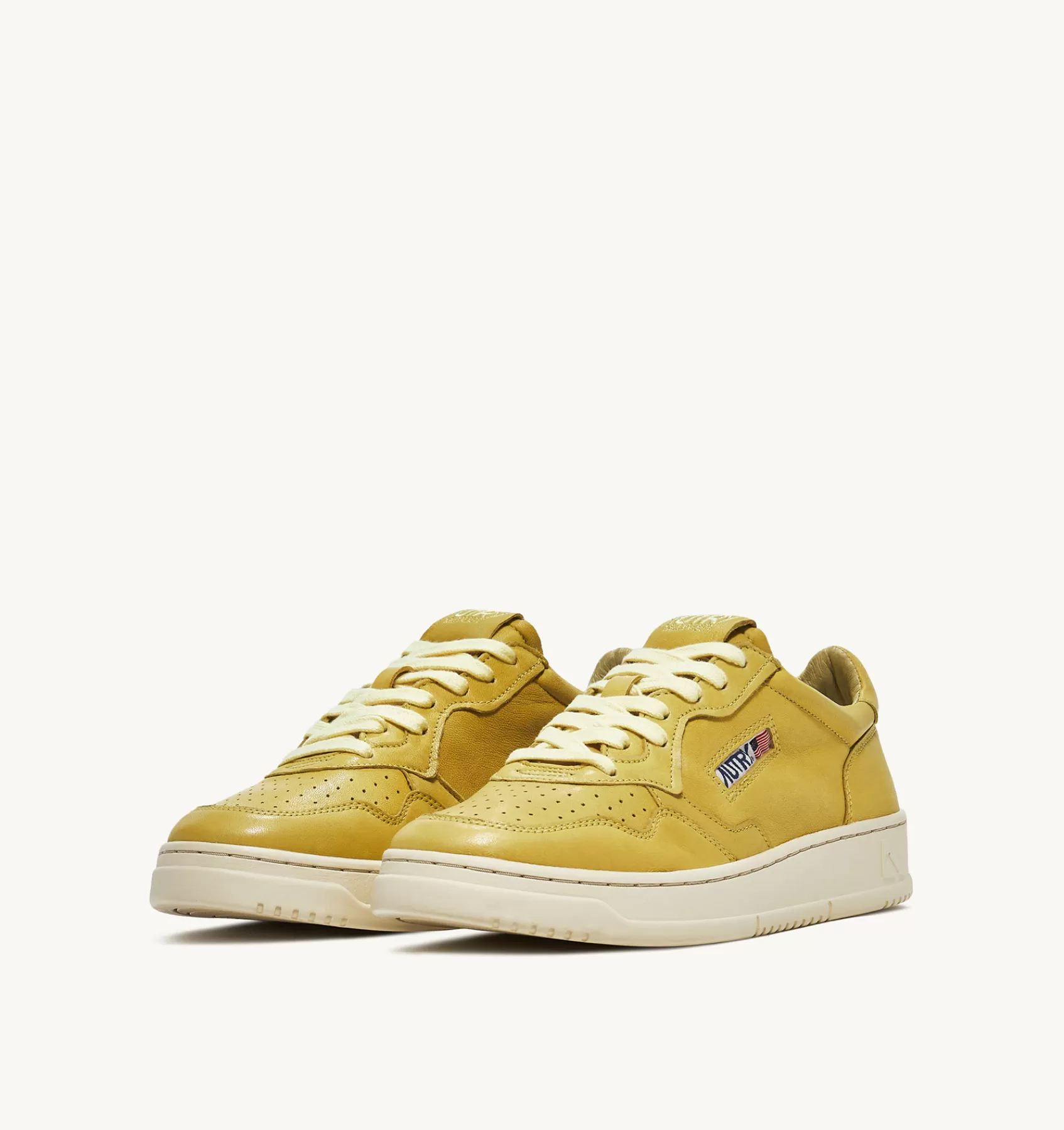 Männer AUTRY Sneakers Medalist Low Aus Weichem Ziegenleder In Yellow Iris