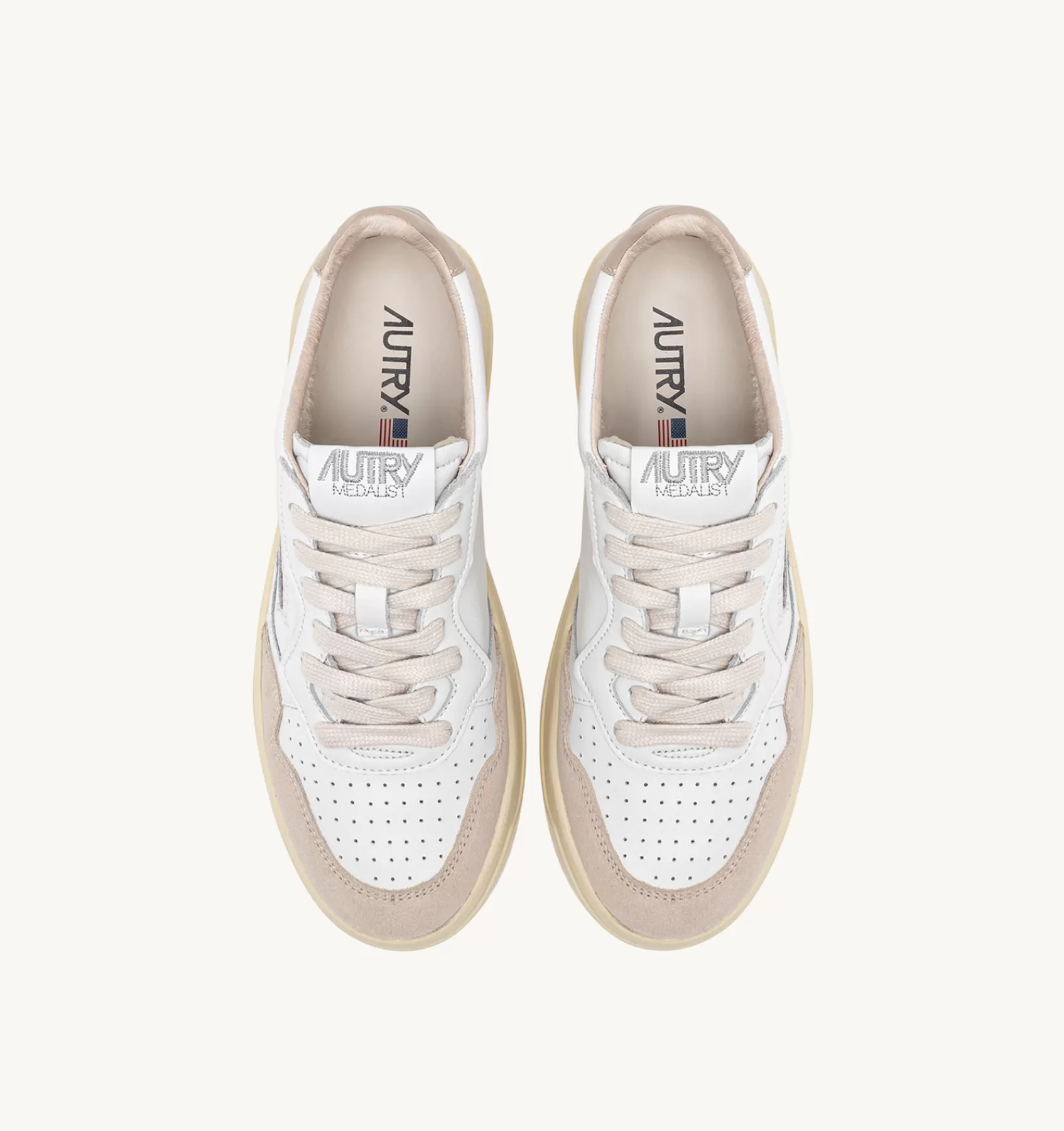 Frauen AUTRY Sneakers Medalist Low Aus Weissem Leder Und Mit Beige Und Beigem Wildleder