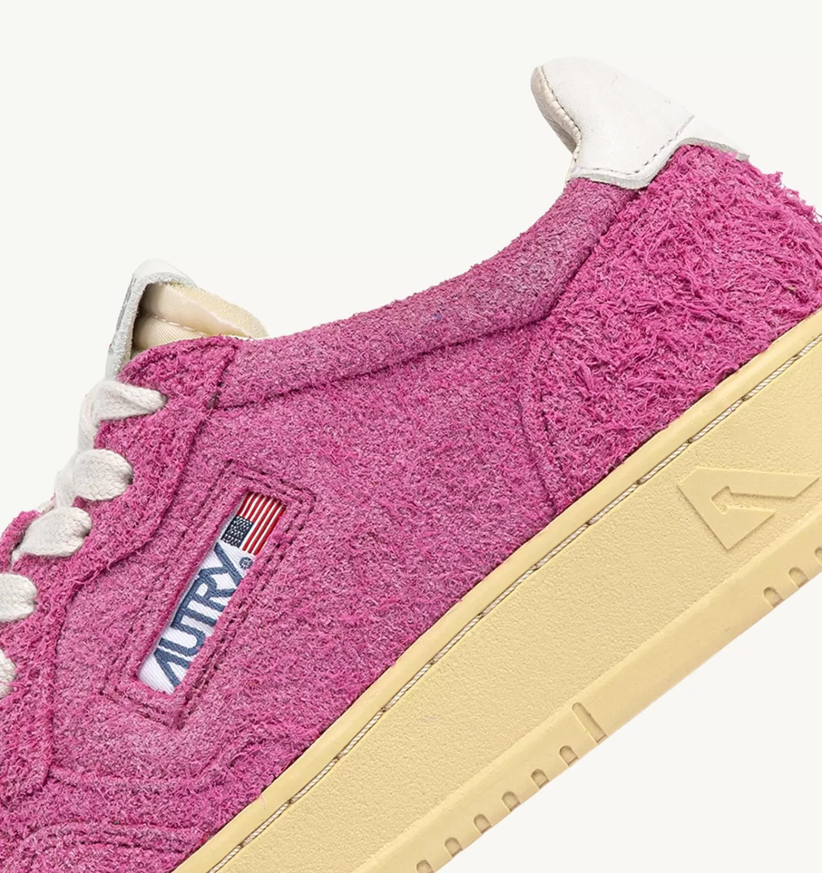 Frauen AUTRY Sneakers Medalist Low Aus Wildleder "Hair"-Effekt In Pink
