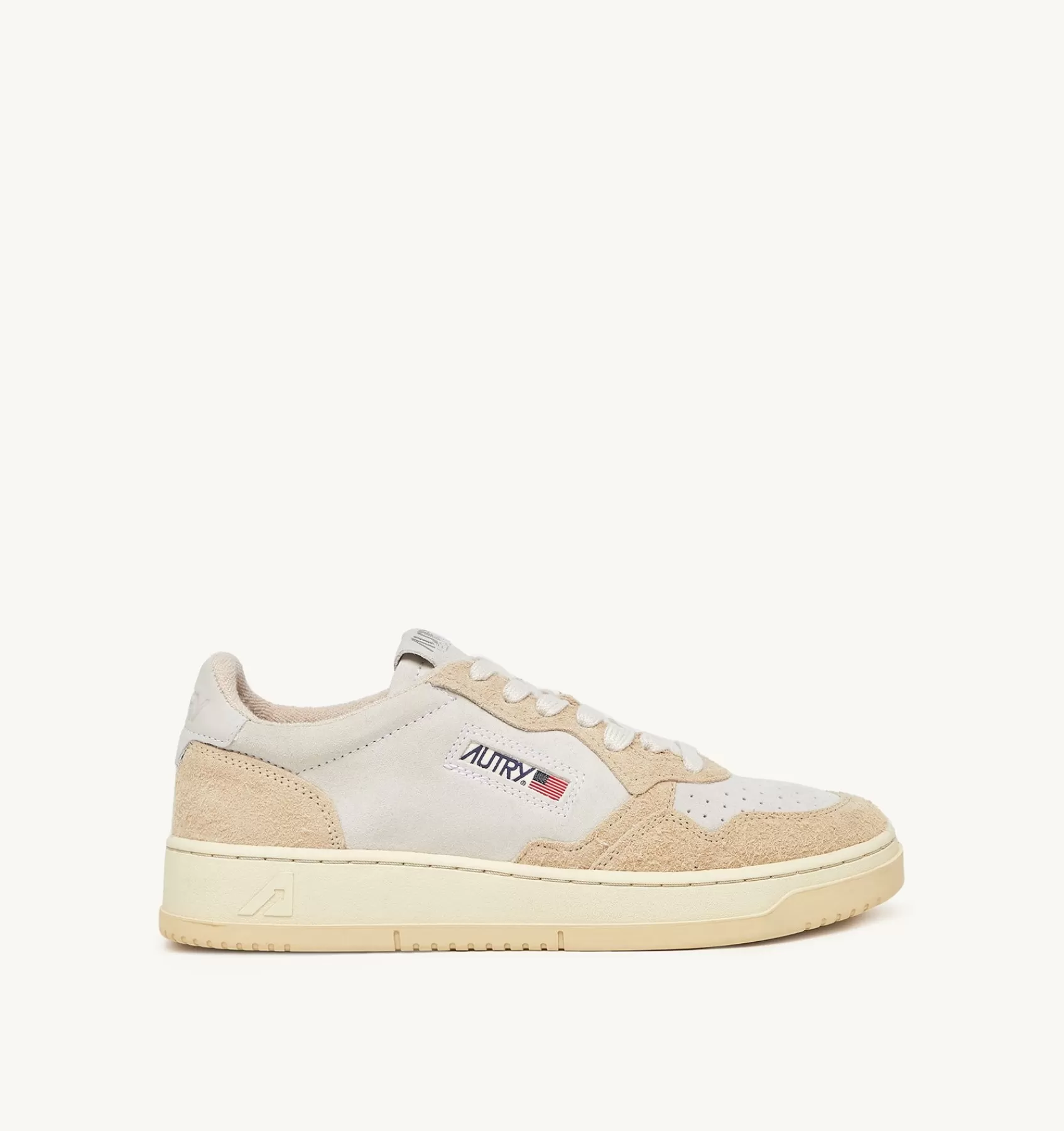 Männer AUTRY Sneakers Medalist Low Aus Wildleder In Weiss Und Wildleder Mit "Hair"-Effekt In Ecru