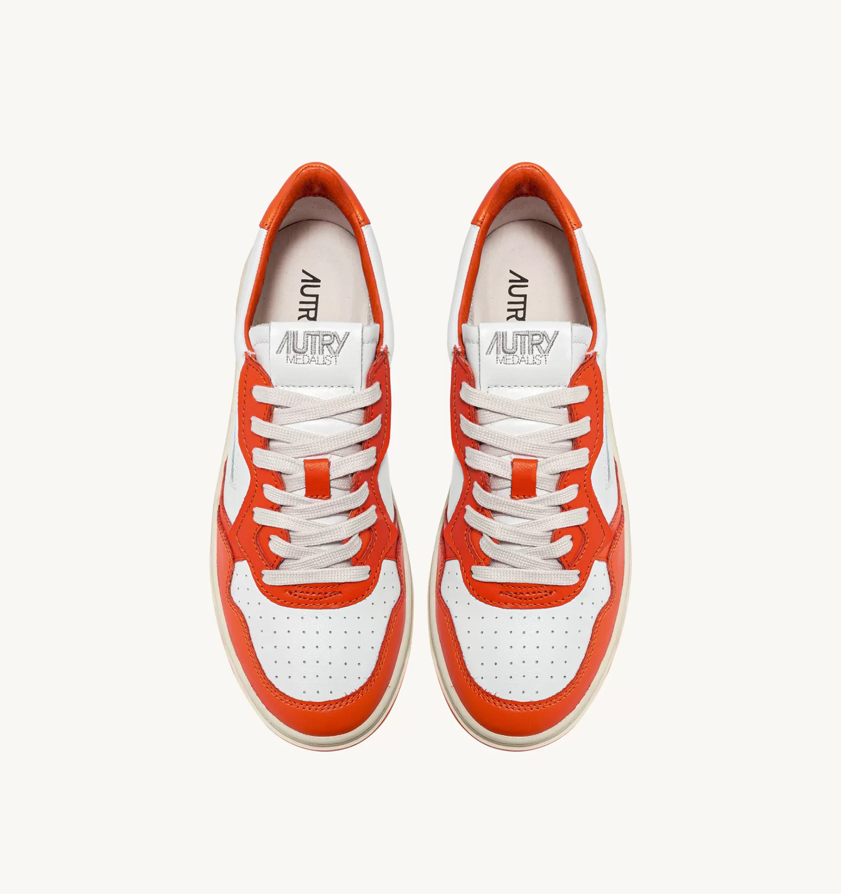 Männer AUTRY Sneakers Medalist Low Aus Zweifarbigem Leder Weiss Und Orangerot