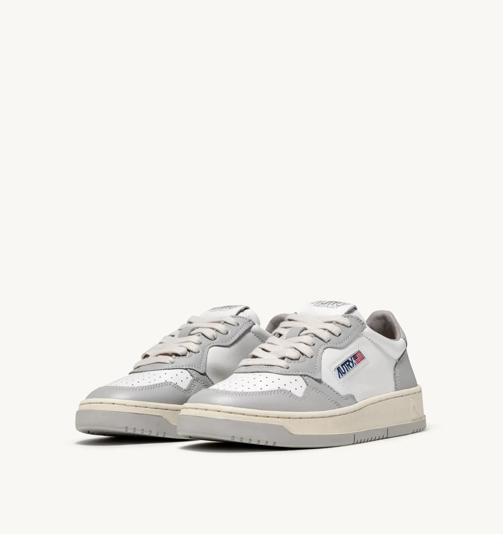 Männer AUTRY Sneakers Medalist Low Aus Zweifarbigem Leder Weiss Und Vapor