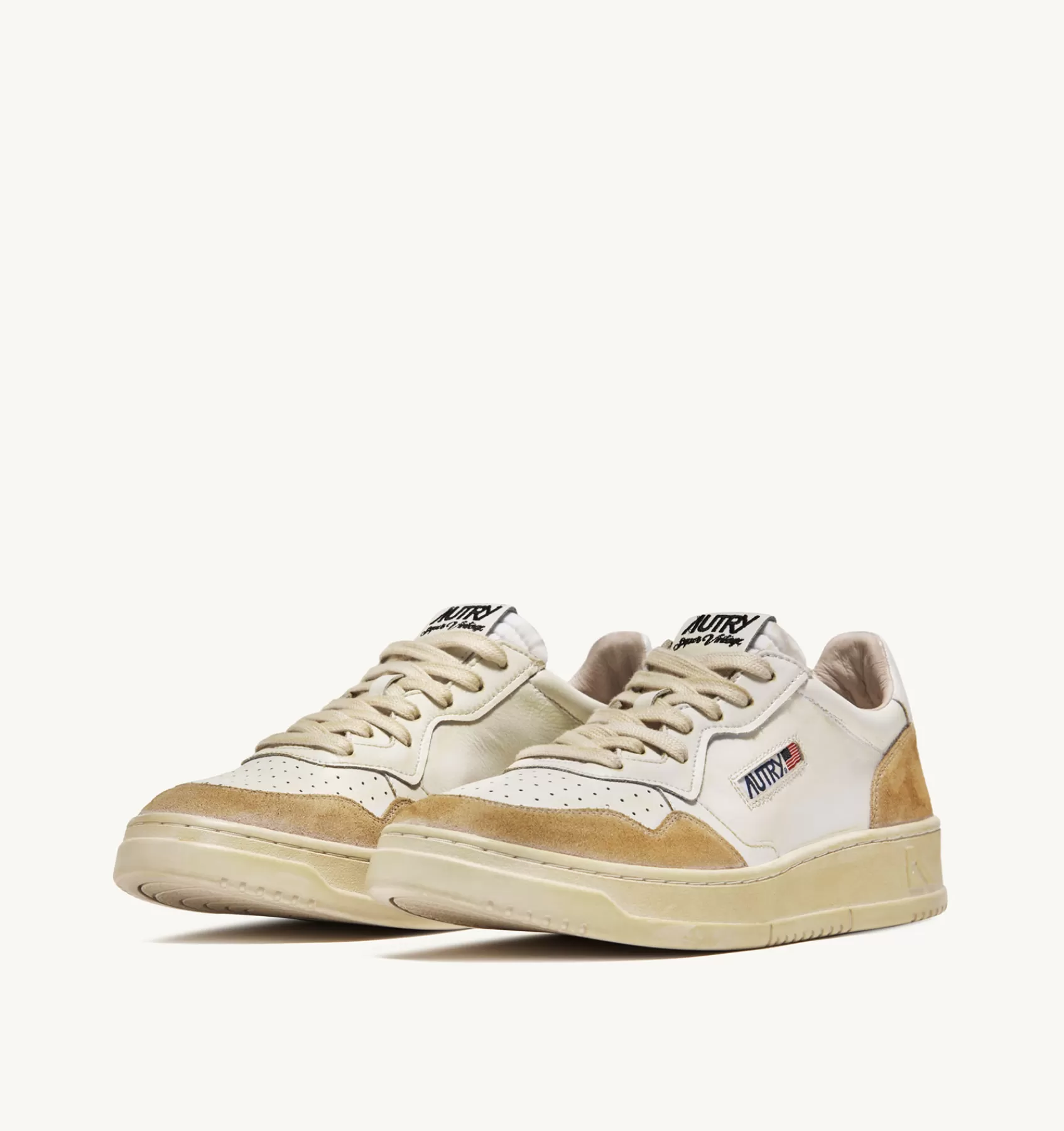 Männer AUTRY Sneakers Medalist Low Super Vintage Aus Leder Yellowing Mit Weiss
