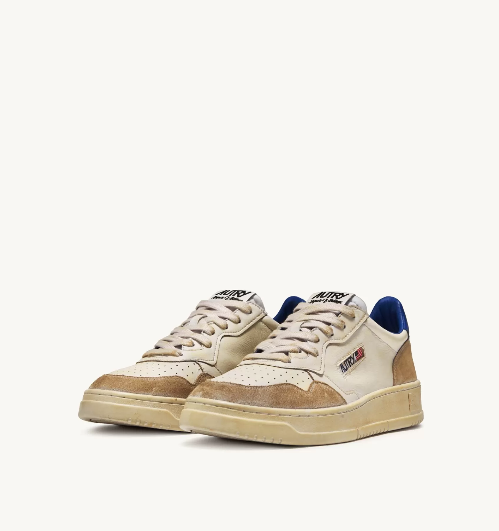 Männer AUTRY Sneakers Medalist Low Super Vintage Aus Leder Yellowing Mit Weiss Und Blau