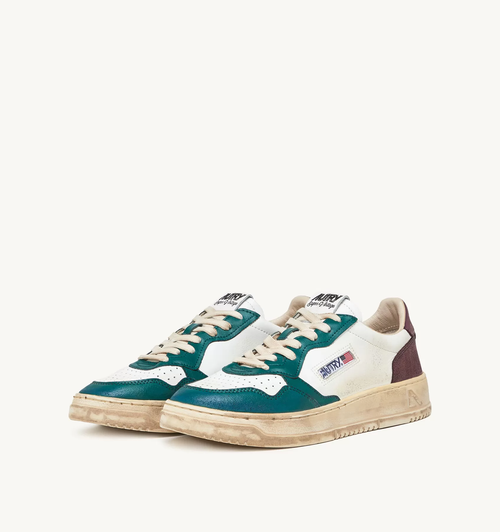 Männer AUTRY Sneakers Medalist Low Super Vintage Aus Weissem Leder Mit Details In Lila Und Grun