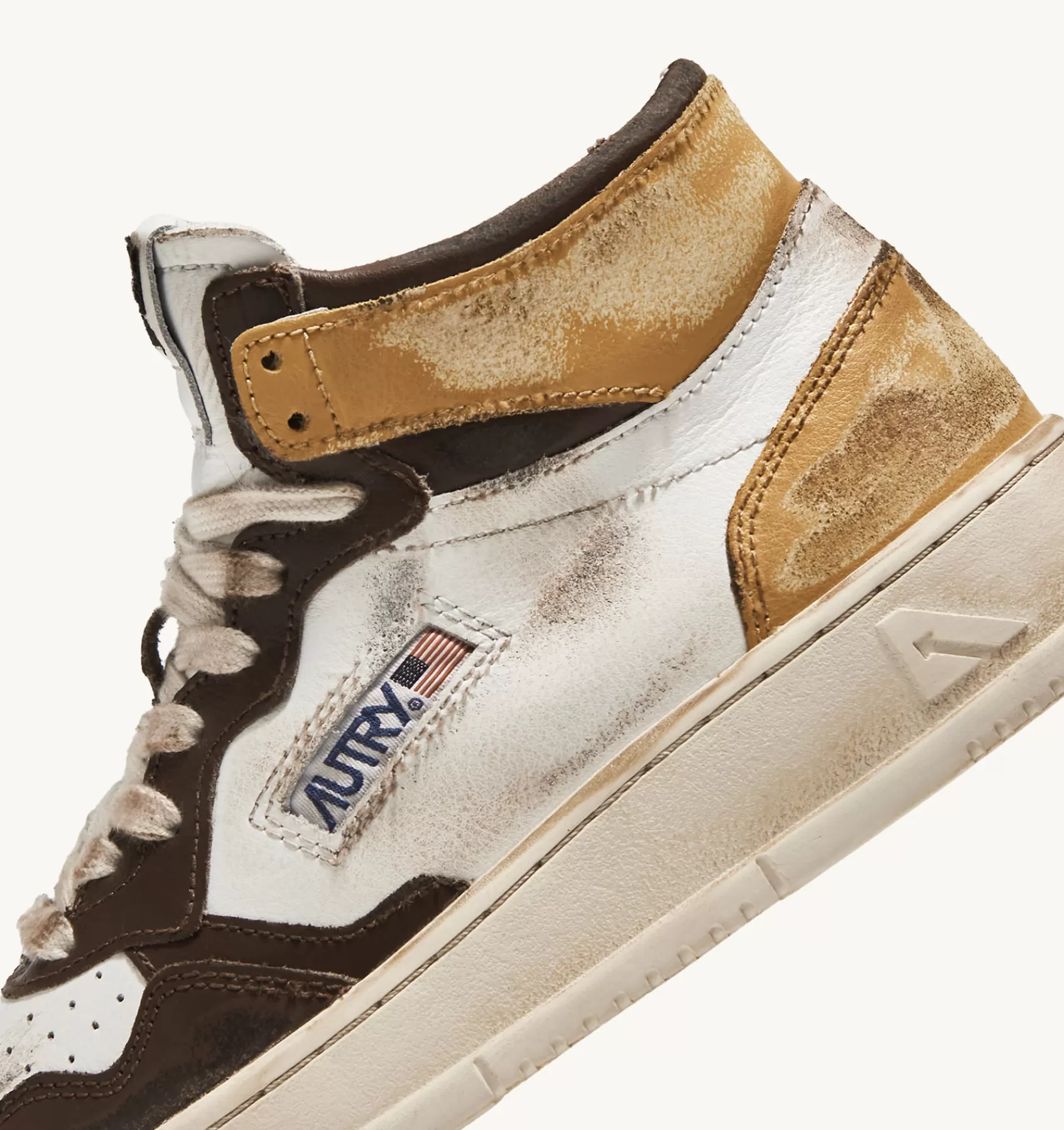 Frauen AUTRY Sneakers Super Vintage Mid Aus Leder In Weiss Braun Honey